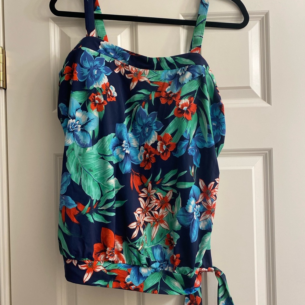 Floral Swimsuit Top